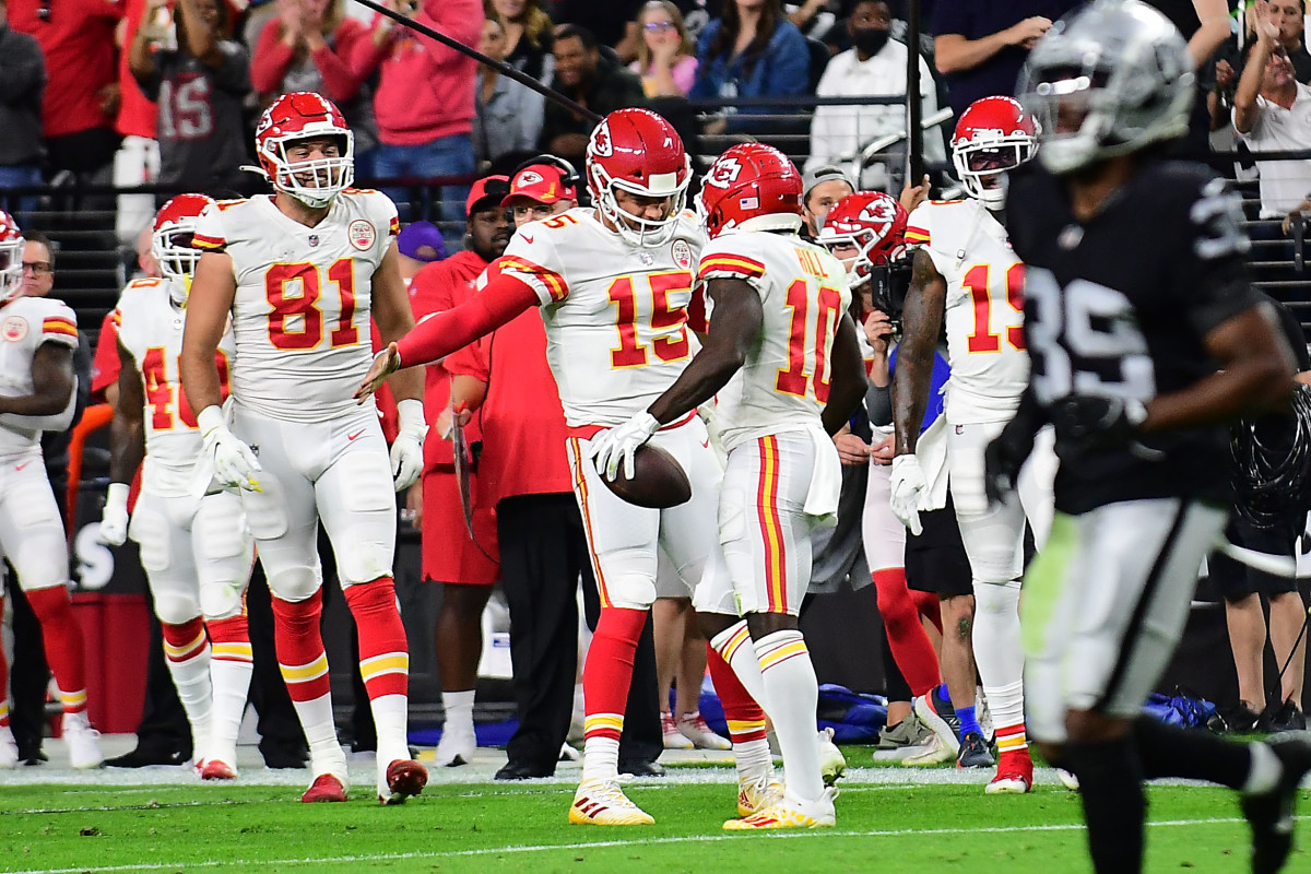 KC Chiefs: 2021 could be the last season for Frank Clark and Tyreek Hill