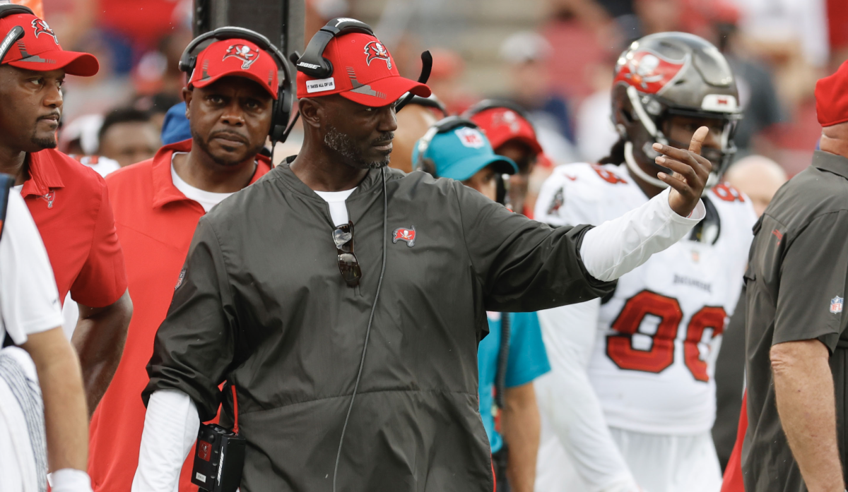 Tampa Bay Buccaneers sign 3 tryout players to 90man roster A to Z Sports