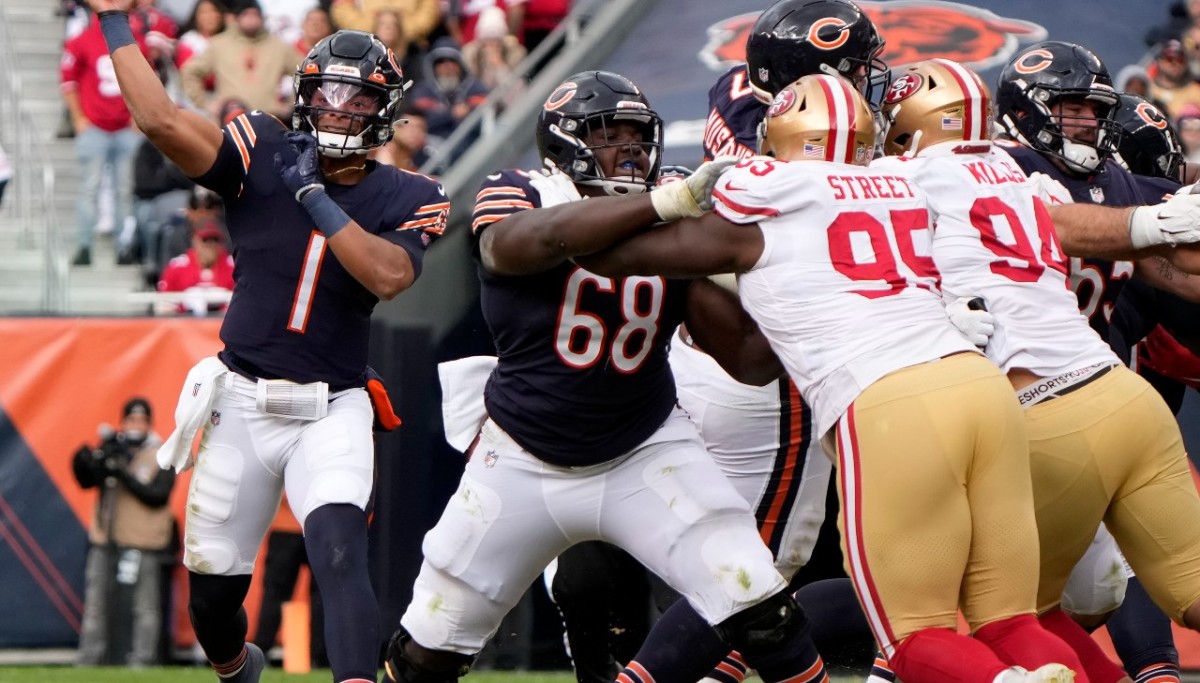 Chicago Bears bring in three veteran offensive linemen for tryouts