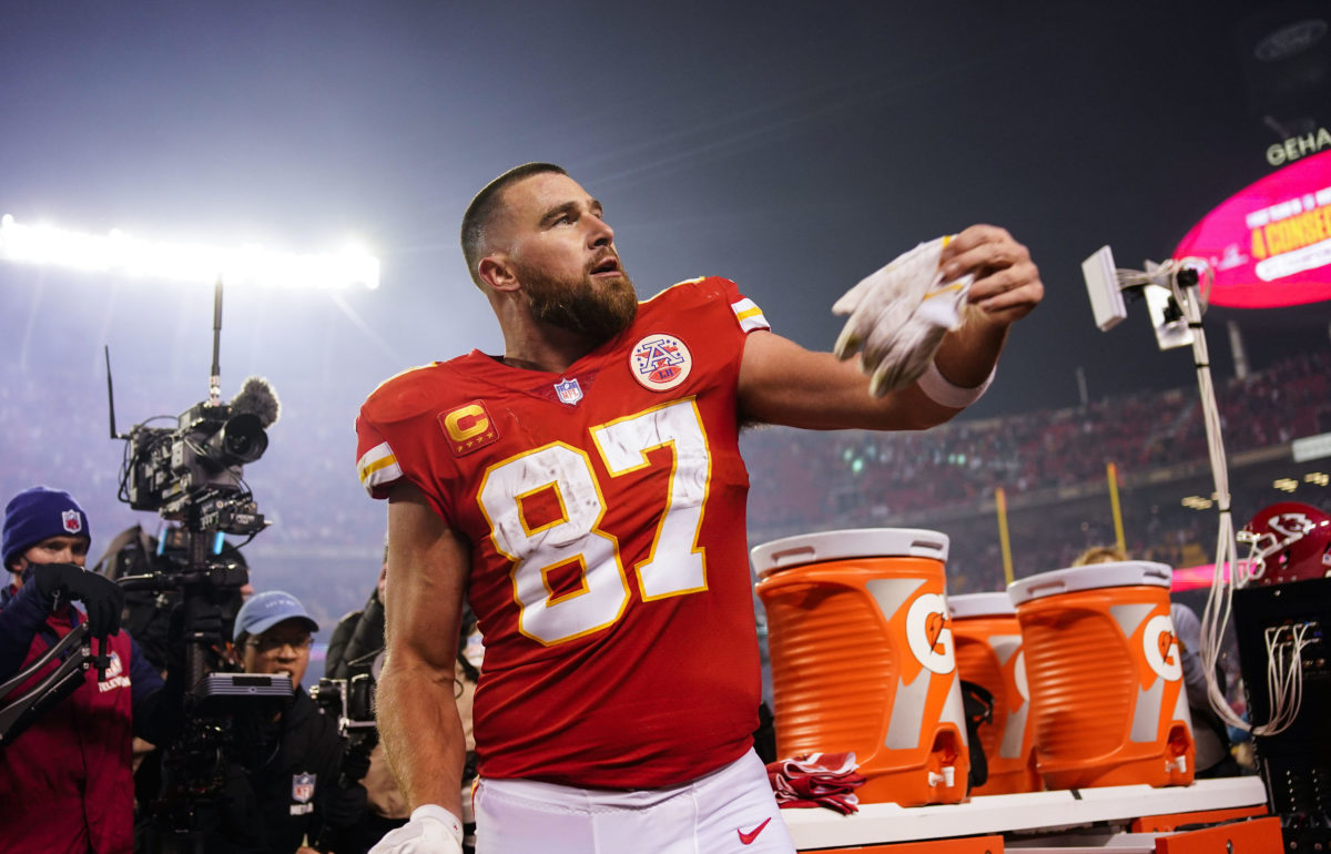 Tony Gonzalez And Patrick Travis Kelce Legends Kansas City Chiefs