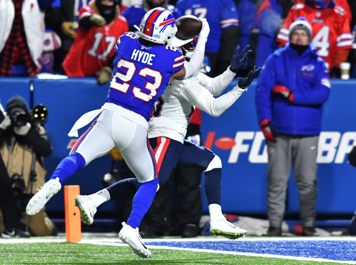 Bills safety Micah Hyde OUT FOR SEASON with neck injury