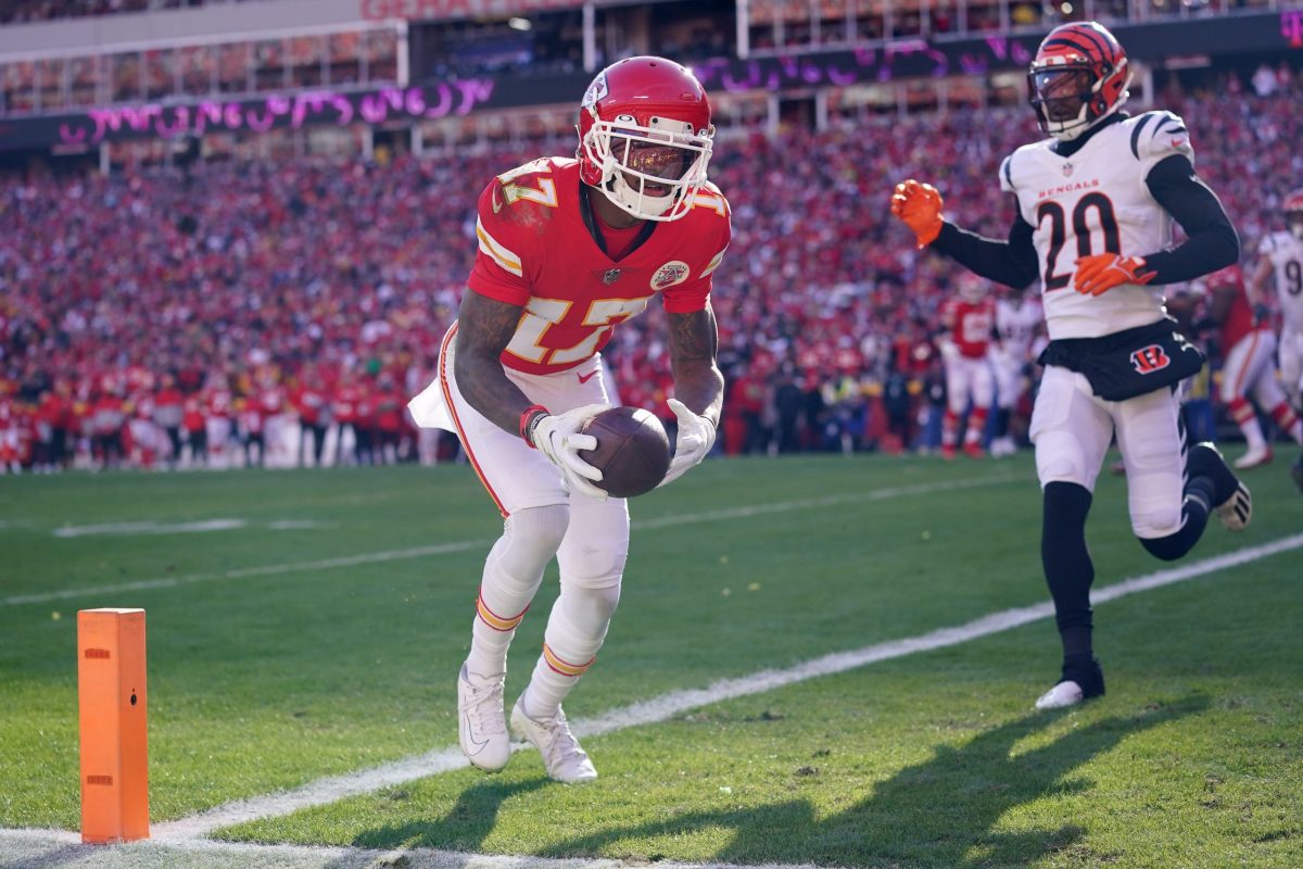 $120,000,000 Tyreek Hill makes bold admission regarding Hall of Fame status  while dissing Patrick Mahomes' Chiefs