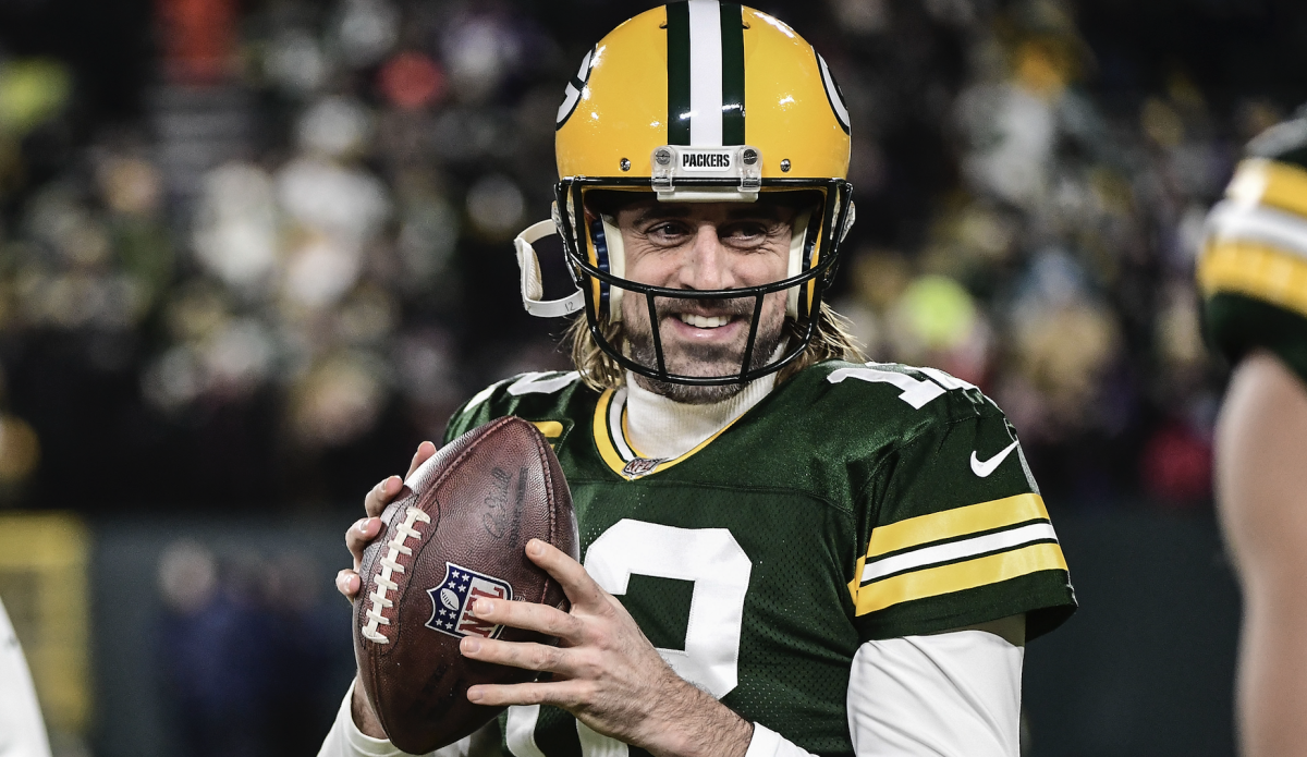 Stat shows that Aaron Rodgers might be the greatest QB ever - A to