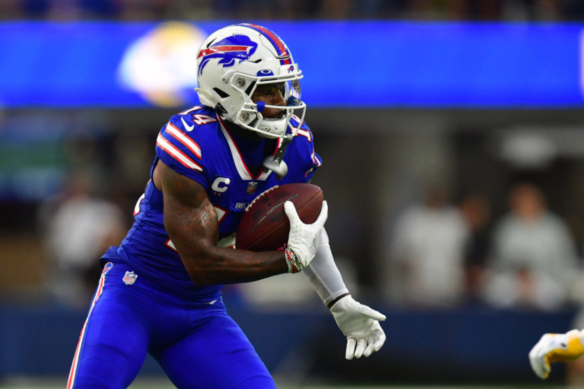 Bills WR Stefon Diggs hit with fine for Jalen Ramsey taunt