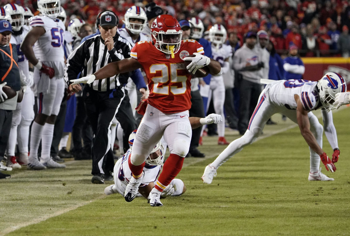 Chiefs: 2 first-stringers in danger of losing starting jobs ahead of 2022  NFL season