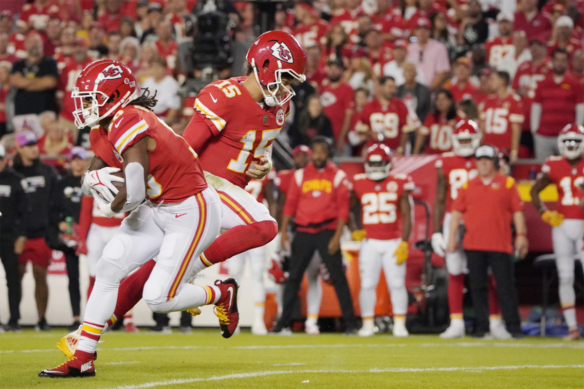 Mahomes heaps praise on Chiefs defense for stepping up amid