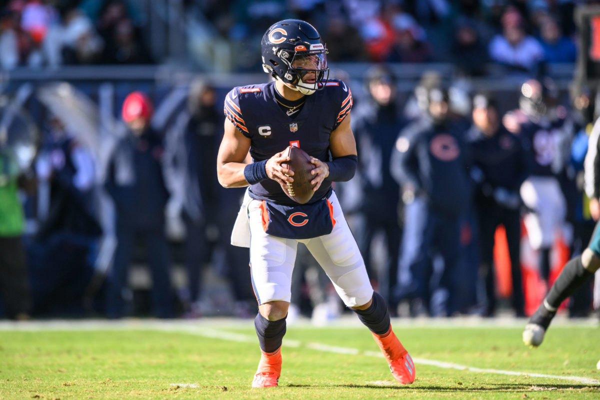 Why some believe Chicago Bears quarterback Justin Fields will bounce back  after rookie struggles - ESPN