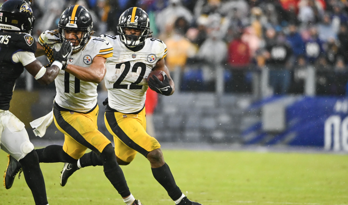 Key Pittsburgh Steelers player reacts to trade rumors that keep swirling