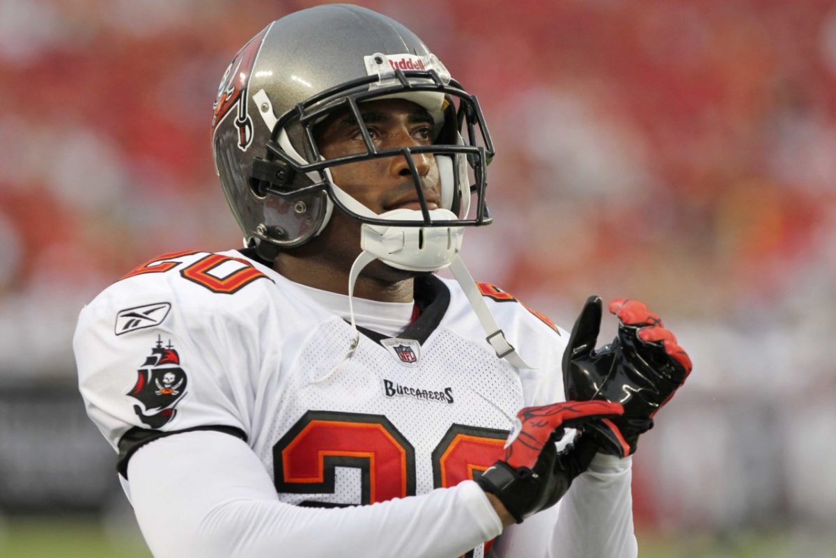 Buccaneers' Ronde Barber is officially a member of the NFL Hall of Fame