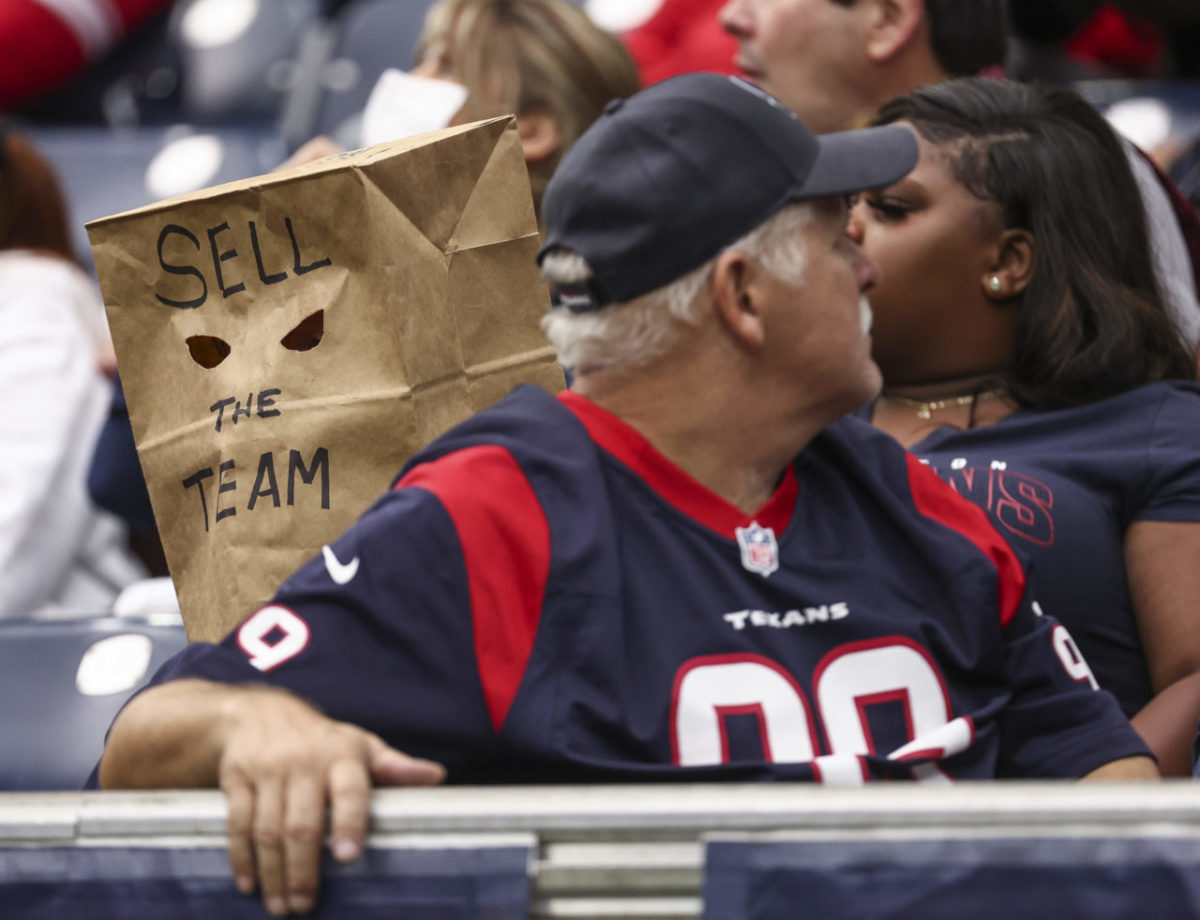 Texans hilariously fail to steal from the Titans - A to Z Sports