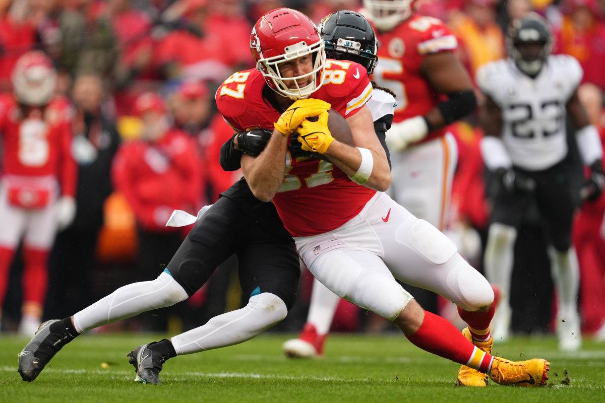 Chiefs News: Travis Kelce can tie with Jerry Rice for a playoff record -  Arrowhead Pride