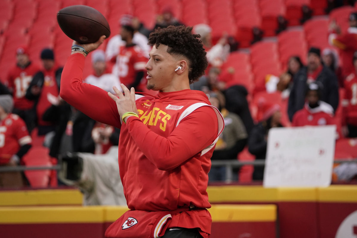 Chiefs: Patrick Mahomes tests out ankle in practice video - A to Z Sports