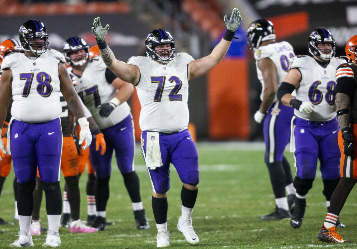 Broncos to sign G Ben Powers to four-year, $52 million contract