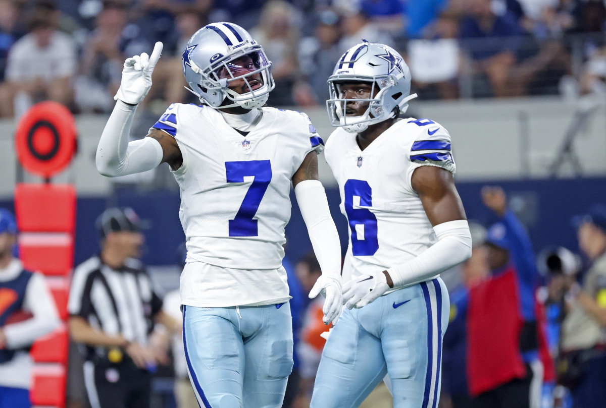 Cowboys Weighing Up Free Agency Move for 6-Time All-Pro: Report