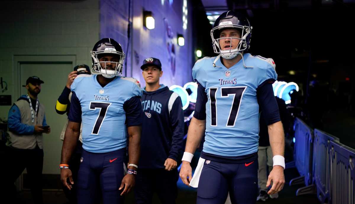 The Tennessee Titans Show the NFL How to Build Around a Quarterback - WSJ