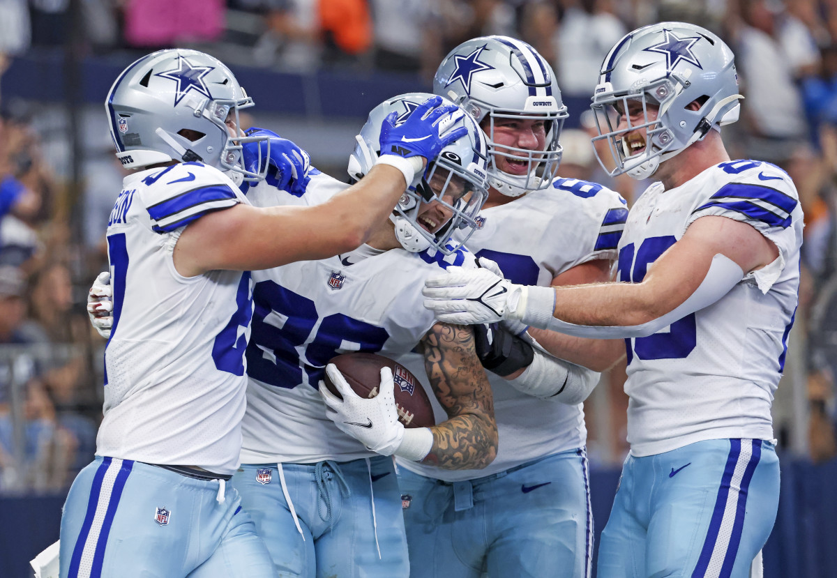 Dallas Cowboys give sleeper UDFA a massive contract guarantee