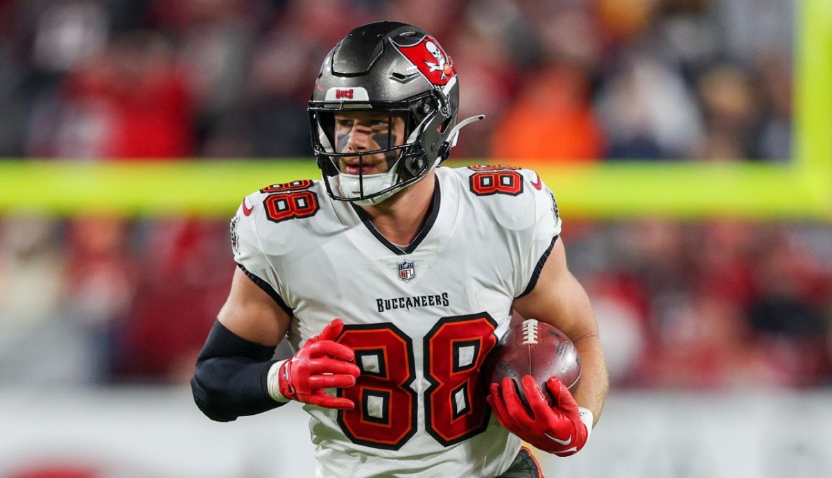 Buccaneers TE Cade Otton has already found himself in new territory - A to  Z Sports