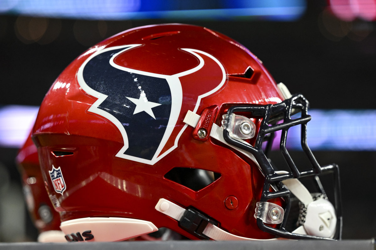 Houston Texans' Roy Lopez 'exceeded' expectations, keeps growing entering  second NFL season