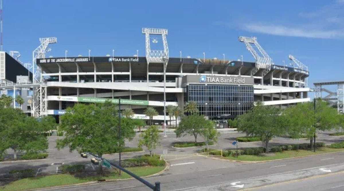 TIAA Bank Field (Jacksonville Municipal Stadium) –