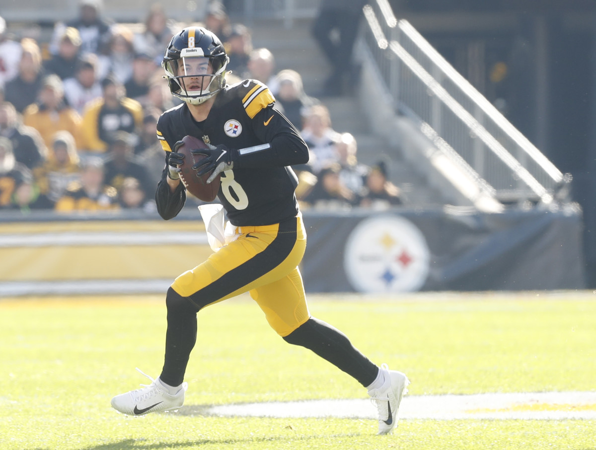 Steelers HC Mike Tomlin: Rookie QB Kenny Pickett 'getting better in all  areas'