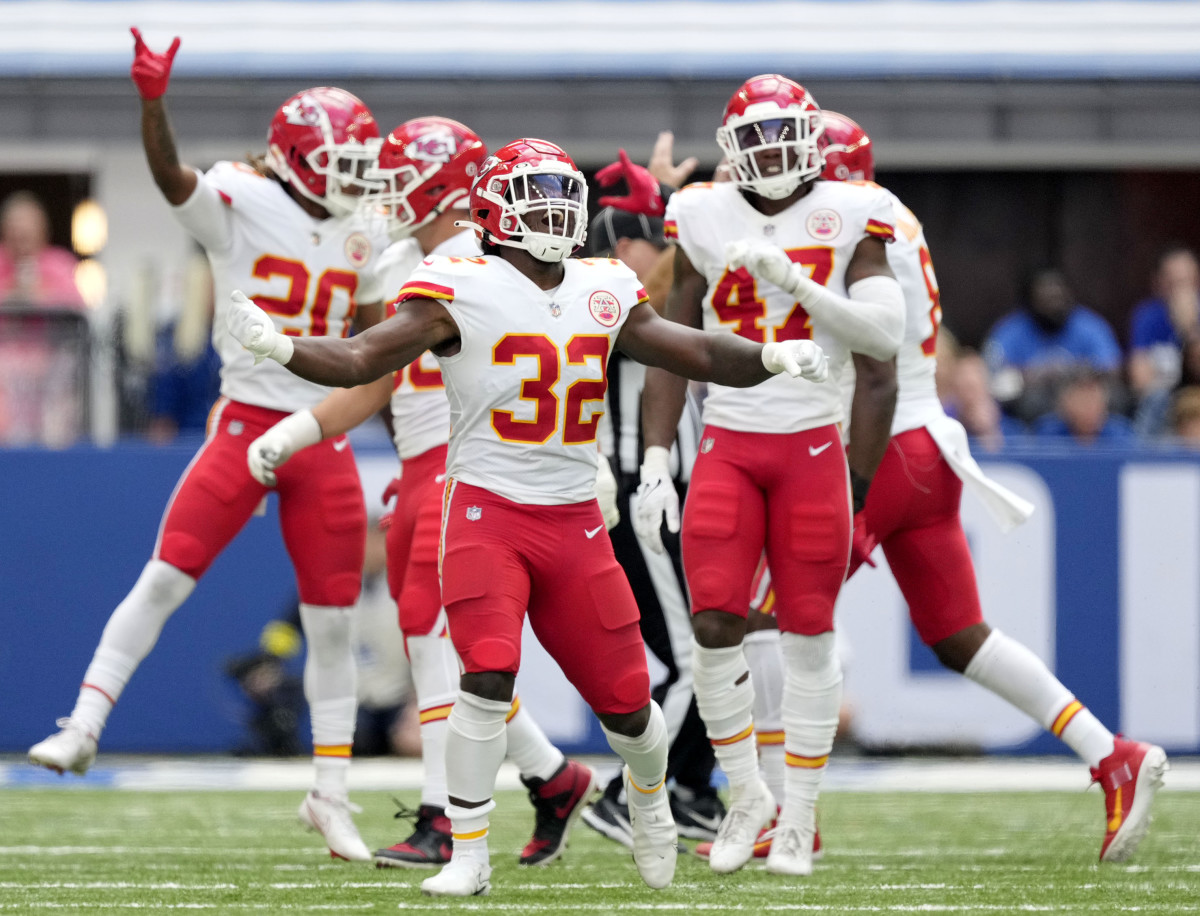 What's wrong with the Chiefs' defense? Well