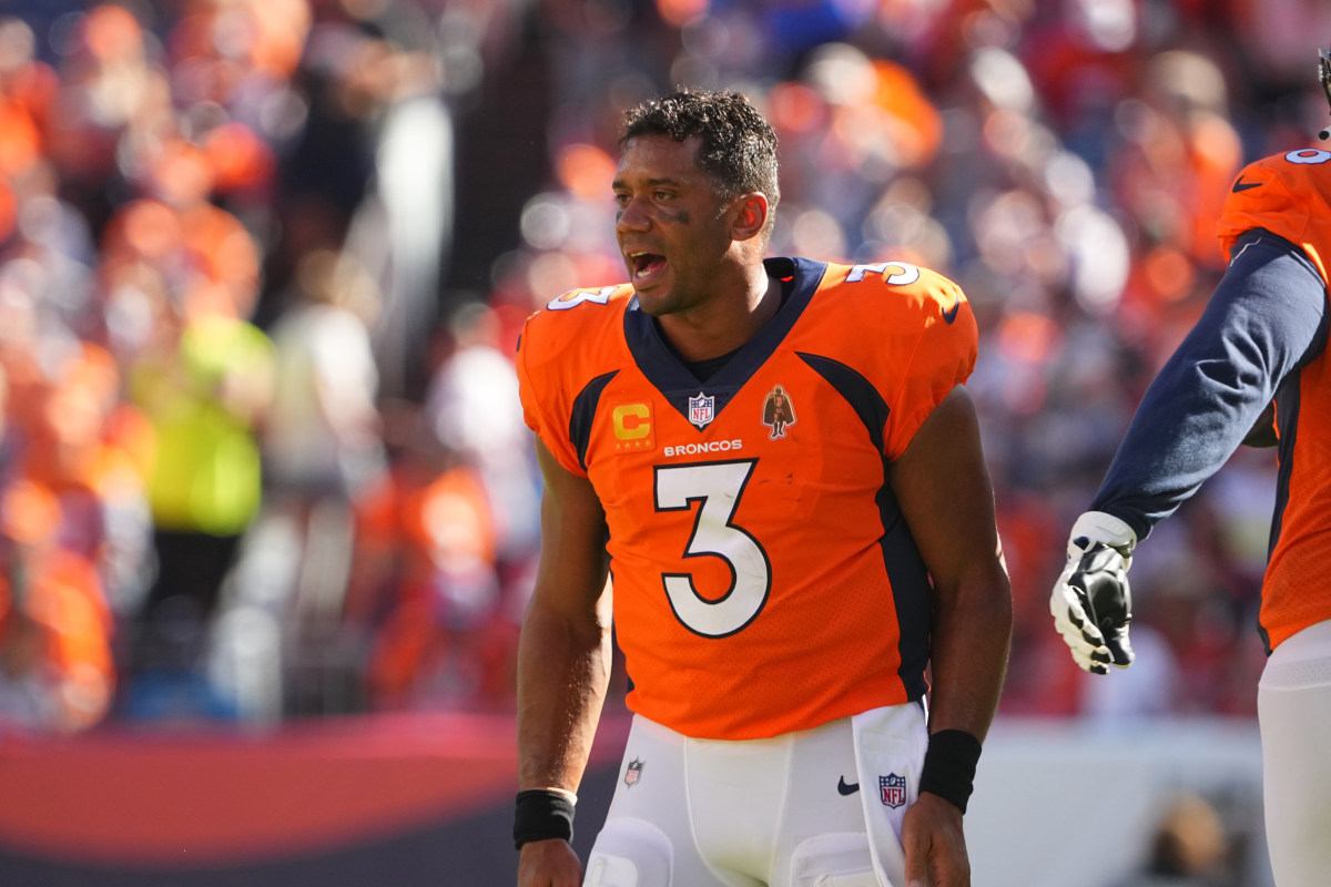 Denver Broncos' new quarterback Russell Wilson could be a gamble - Axios  Denver