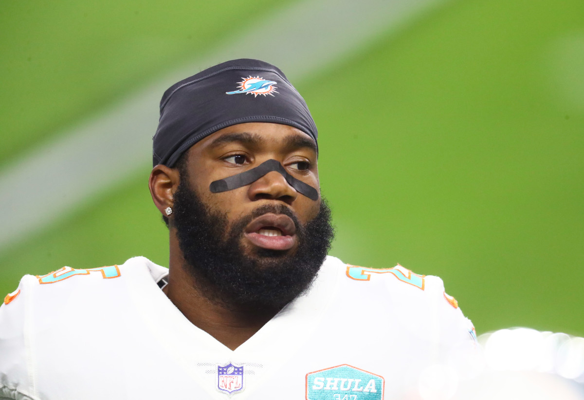 Dolphins' Xavien Howard has a harsh response to his critics - A to Z Sports