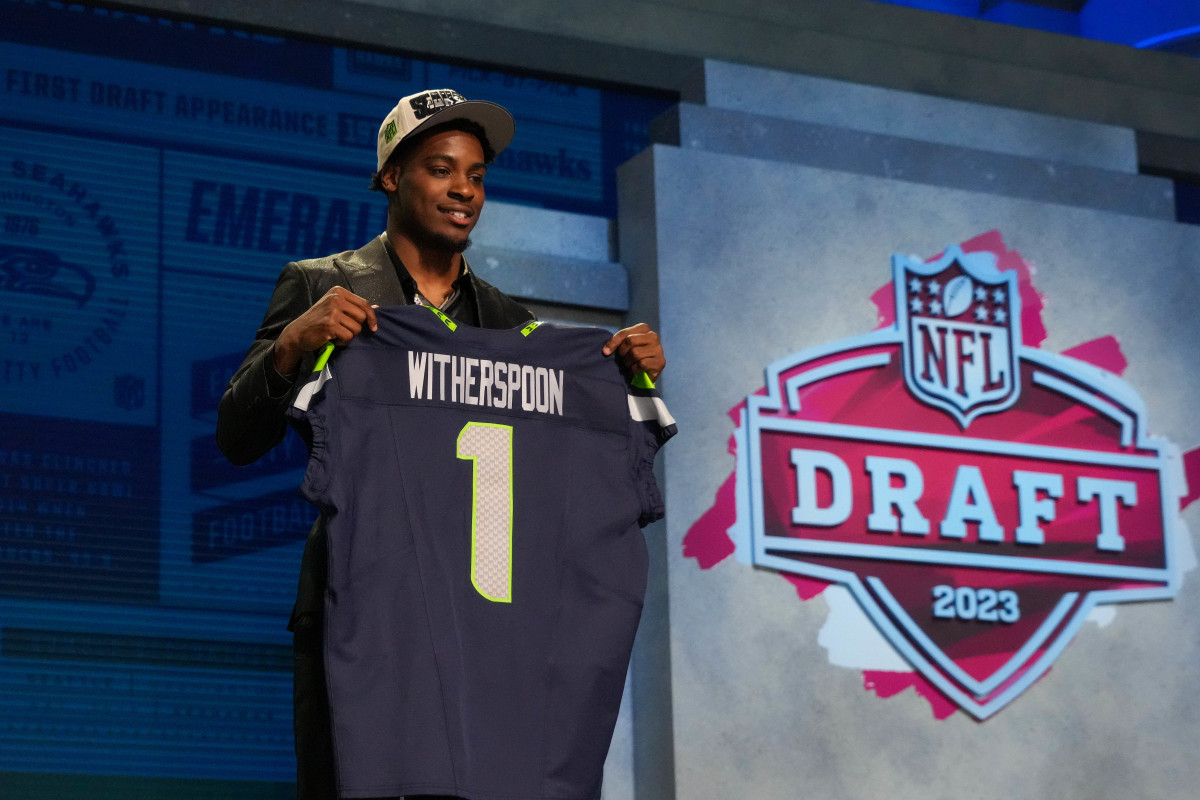 Seahawks training camp: Devon Witherspoon finally reports, but will he  start immediately? - The Athletic