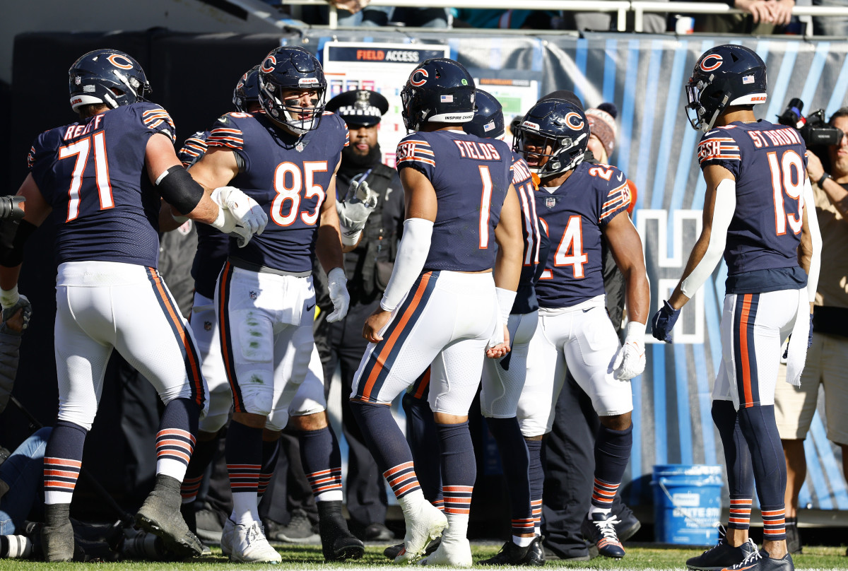 The Halas Huddle: A Chicago Bears show : Halas Huddle: