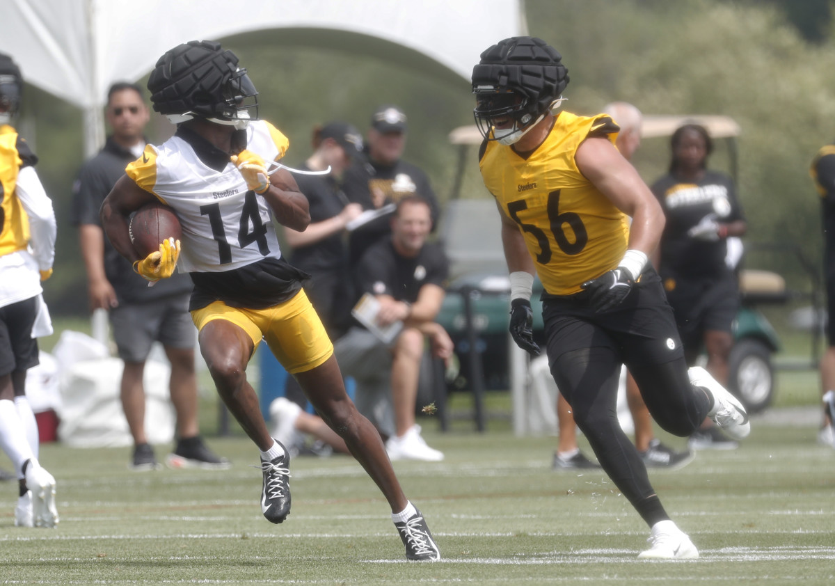 Steelers' Diontae Johnson back at training camp after injury scare