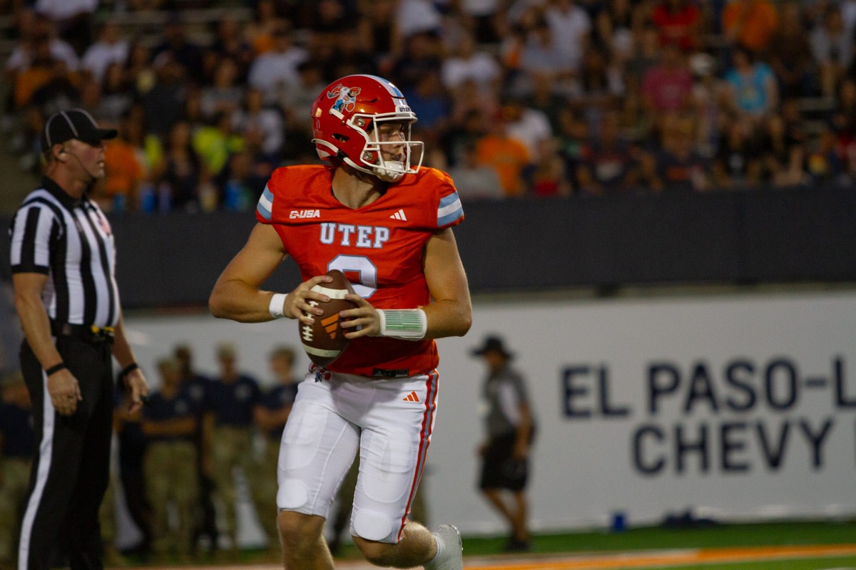 UTEP Gavin Hardison looks down field to attempt a pass against UIW on Sep. 2, 2023  