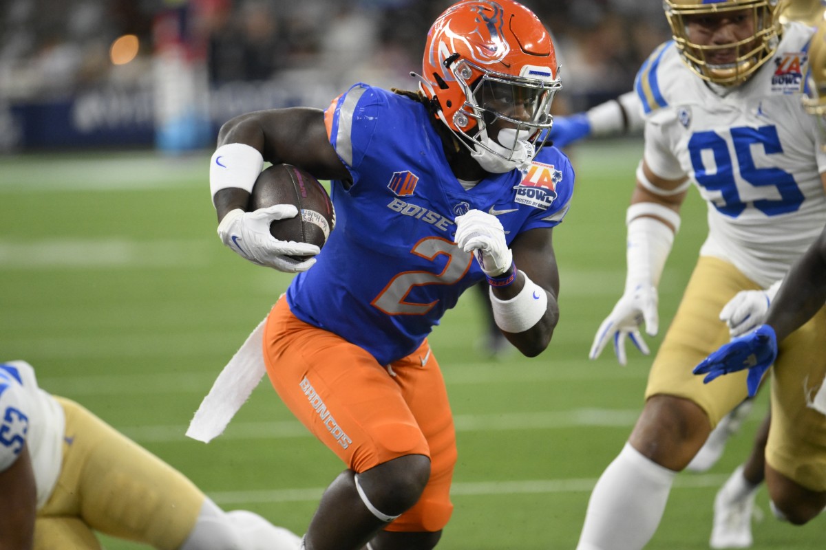 Star Boise State RB Ashton Jeanty Bets Dreads He'll Rush For 2,000 ...