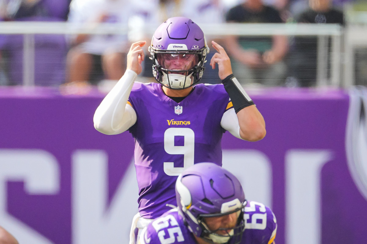 Vikings QB J.J. McCarthy has articulate comments on his first NFL game