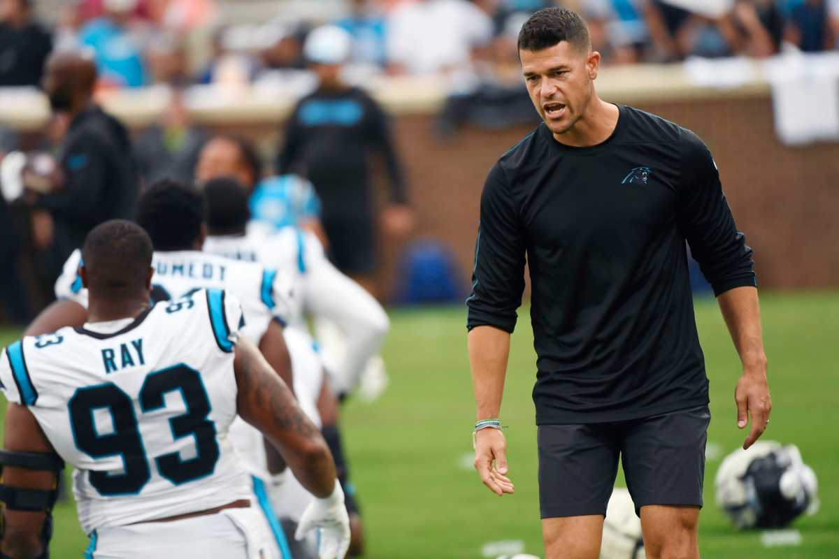 Dave Canales reacts to the dumbest play the Panthers made during joint