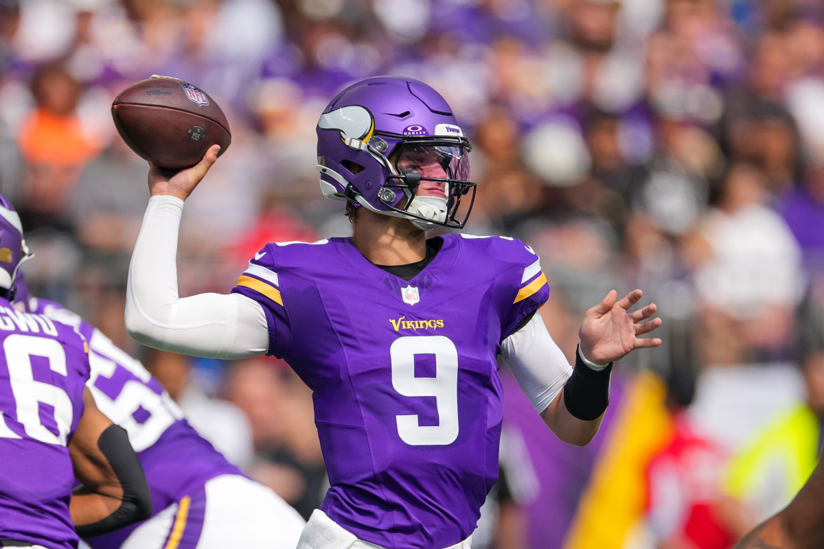 Vikings place J.J. McCarthy on seasonending injured reserve, sign UFL