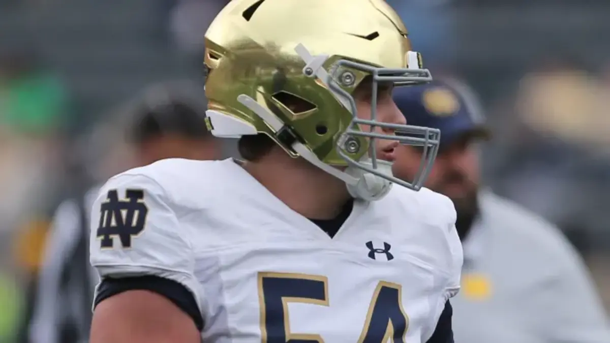 Starting Anthonie Knapp is what’s best for Notre Dame football heading ...