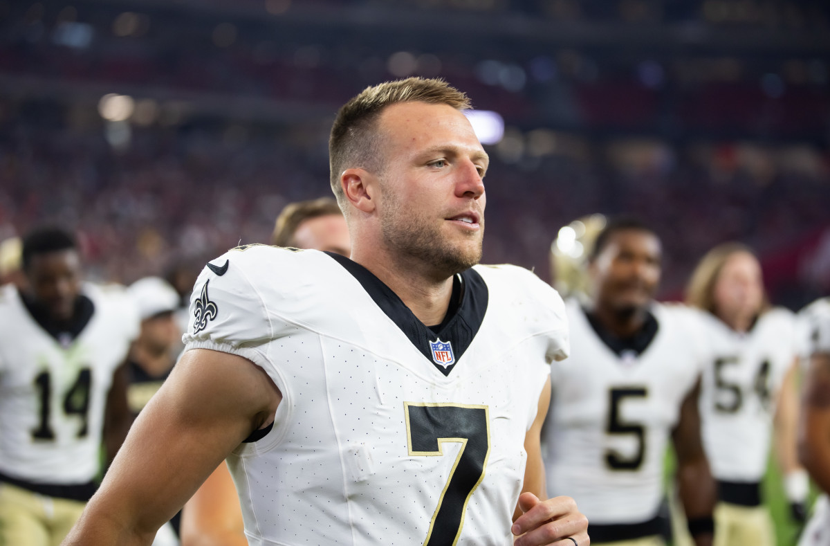 Don't let the preseason fool you about Taysom Hill's usage in the New  Orleans Saints offense for 2024