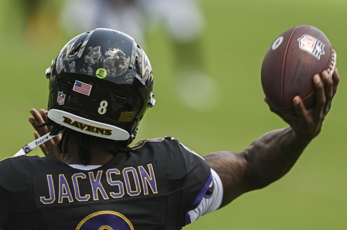 Lamar Jackson had the best reaction to earning some serious praise from NFL  greats