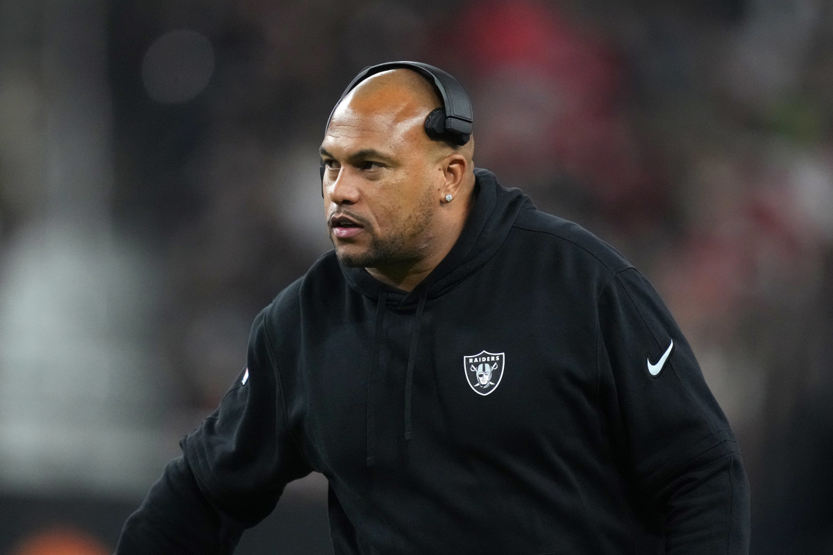 Las Vegas Raiders head coach Antonio Pierce knows the severity of what  comes next