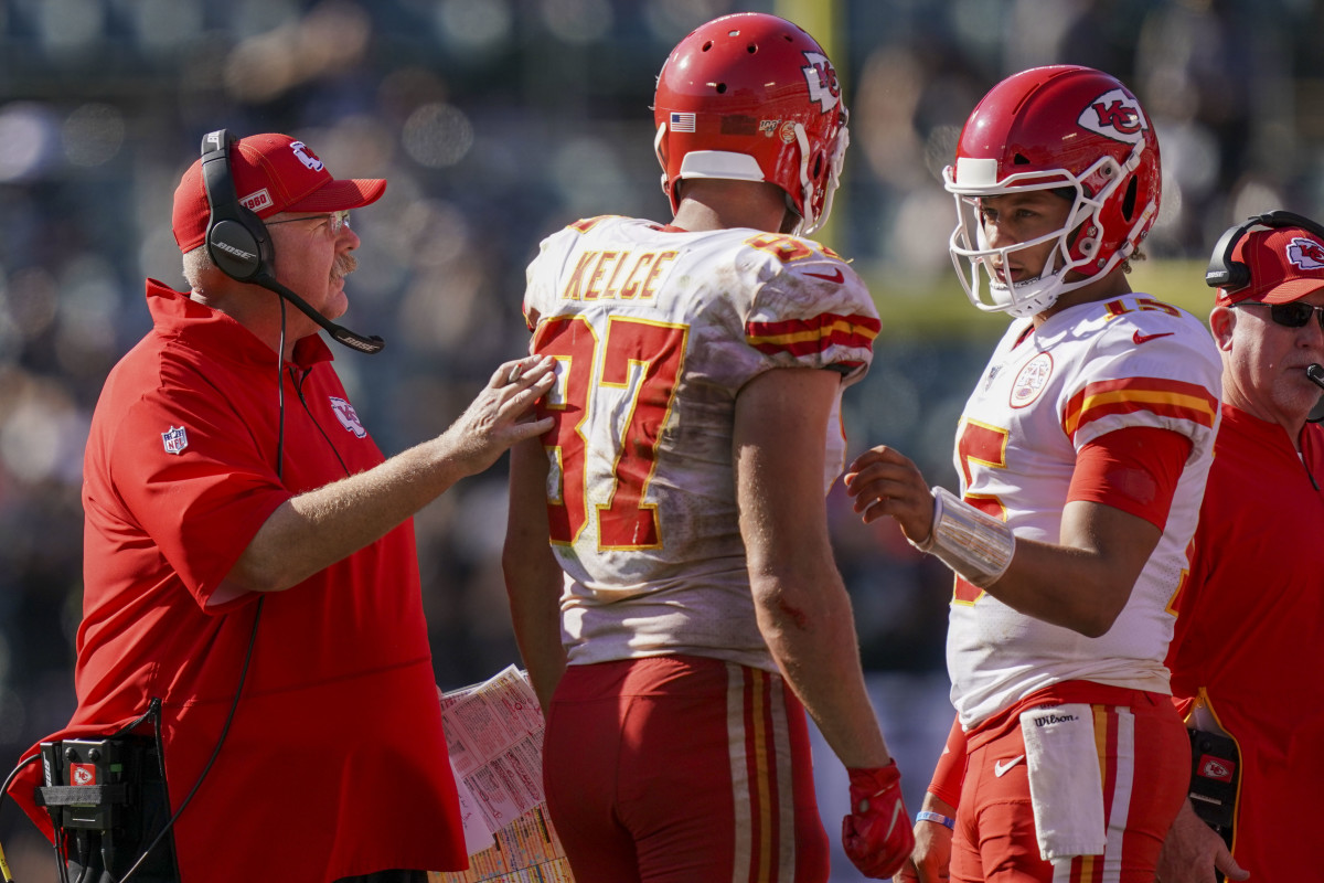 Andy Reid and Patrick Mahomes passionately defend Travis Kelce amid  criticism for slow start