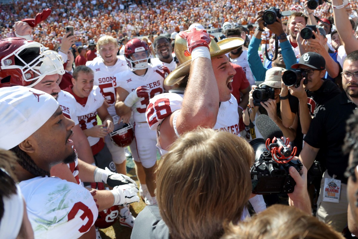 Texas football players dismissive of Oklahoma LB Danny Stutsman Tshirt