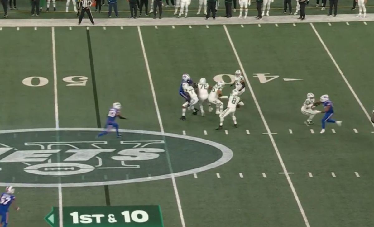 Jets QB Aaron Rodgers proved again why he's the greatest QB of all time