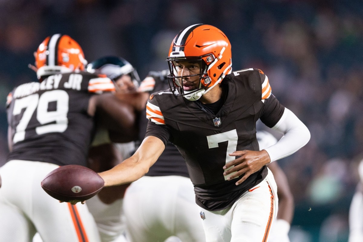 Cleveland Browns claim QB Kellen Mond