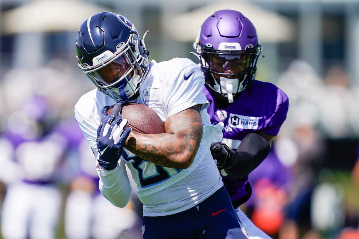 Tennessee Titans Roster Predictions Before Training Camp: Keeping 3 QBs, WR  Depth & DB Issues 