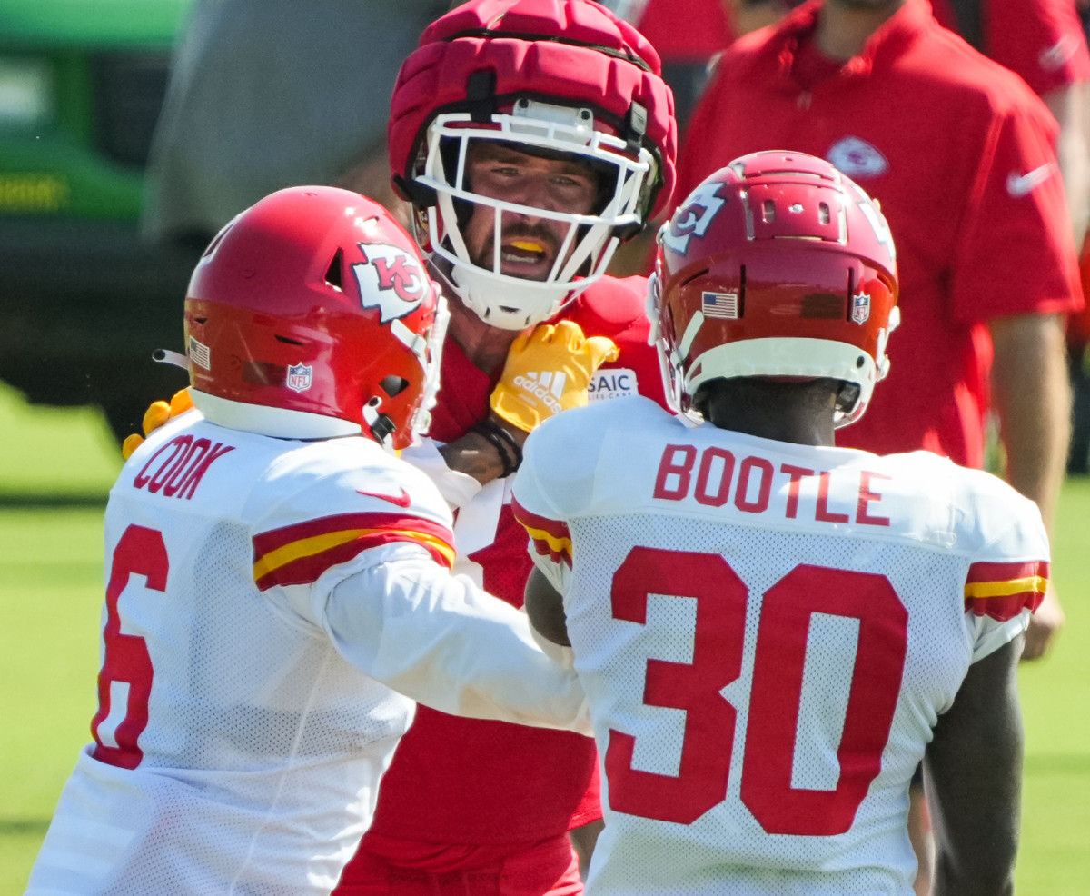 Chiefs still have a glaring roster hole that needs to be addressed - A to Z  Sports