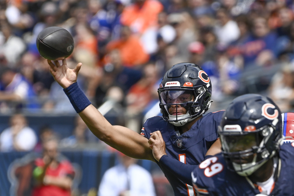 FINAL Chicago Bears 53-Man Roster Projection Before NFL Roster Cuts + Bears  Release 4 Players 