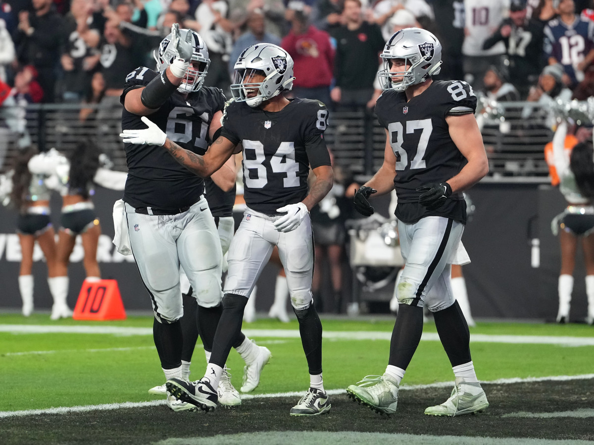 Raiders Practice Squad Tracker: Who will Las Vegas bring back after cuts? -  A to Z Sports