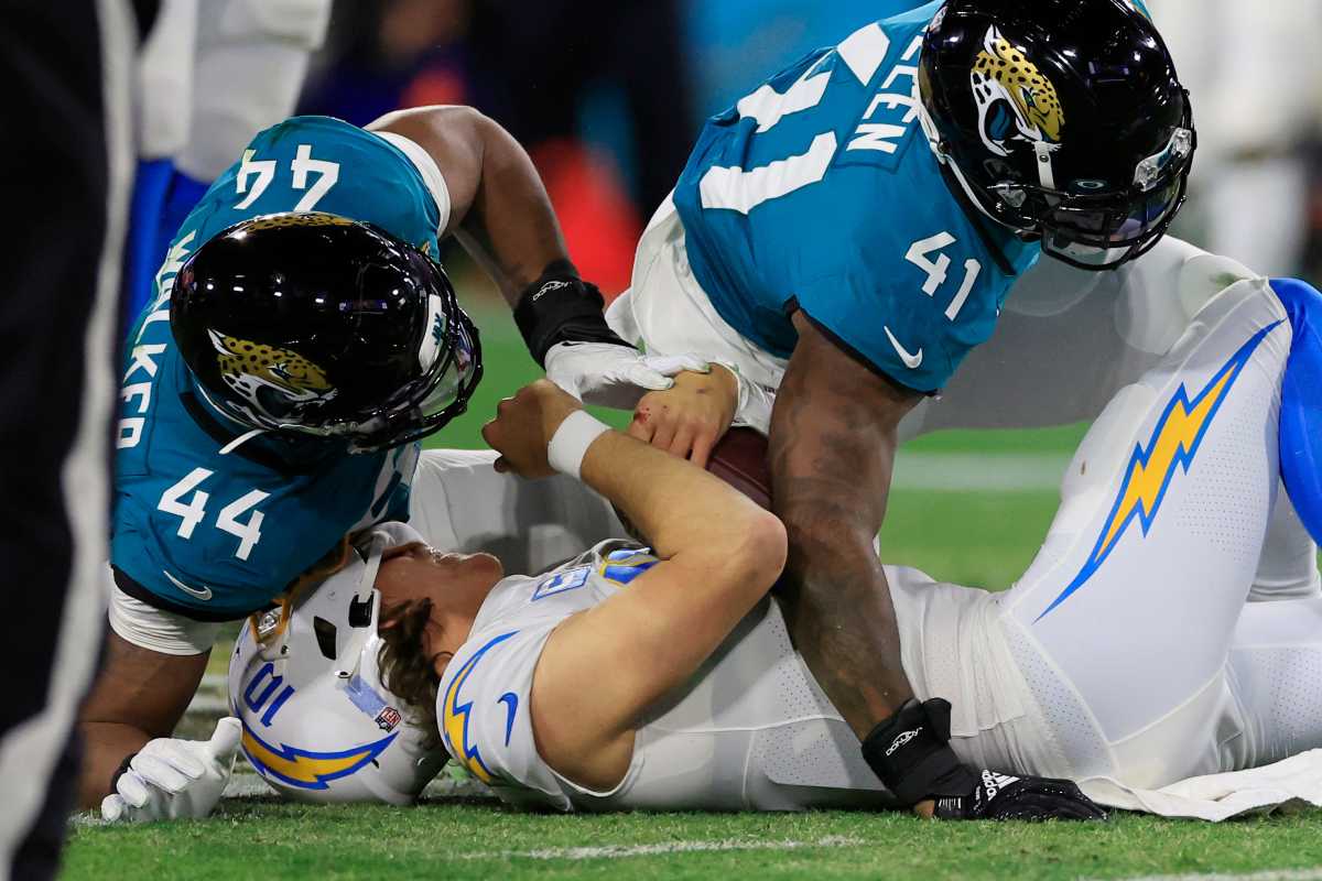 With 3 sacks against Colts, Jaguars pass rusher Josh Allen