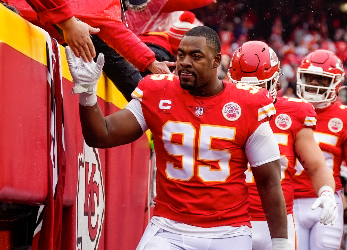 NFL LIVE  Chris Jones is away from Kansas City after Chiefs have  restructured Mahomes' contract 