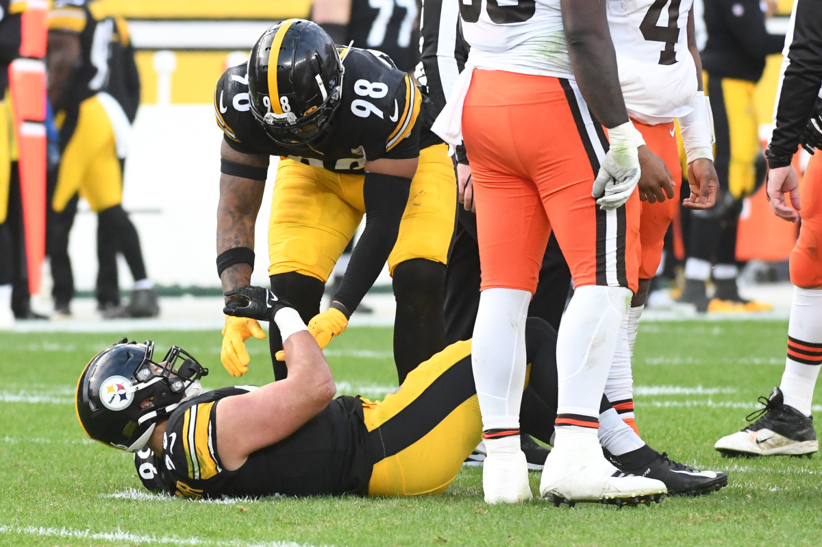 How to Watch Pittsburgh Steelers at Cleveland Browns on January 3